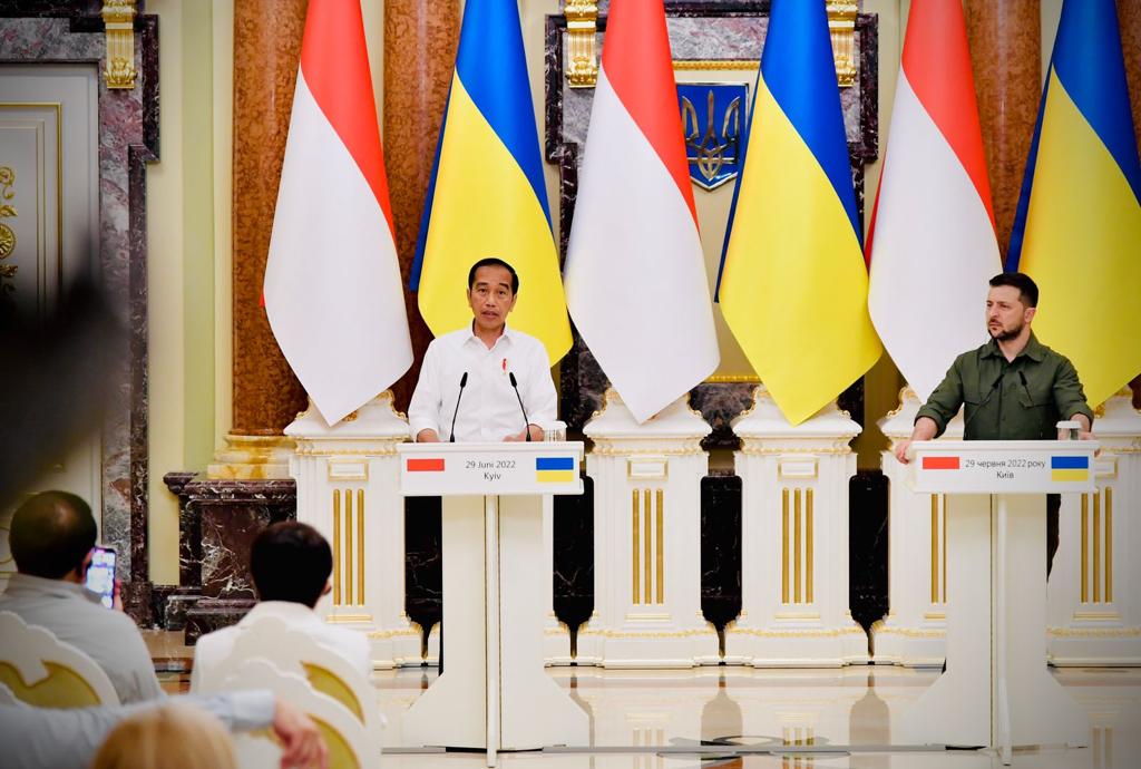 Kyiv - Bertemu Presiden Zelenskyy